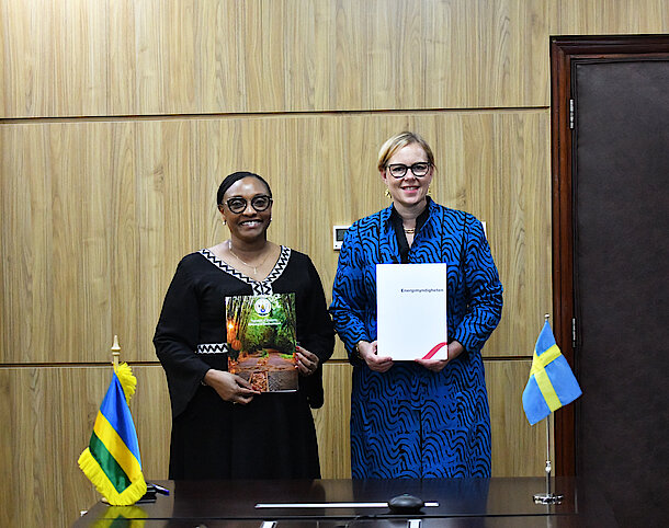 Rwanda and Sweden Sign Memorandum of Understanding to Cooperate on the Implementation of Article 6 of the Paris Agreement.